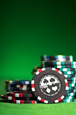 Dragon Tiger card deal in studio
